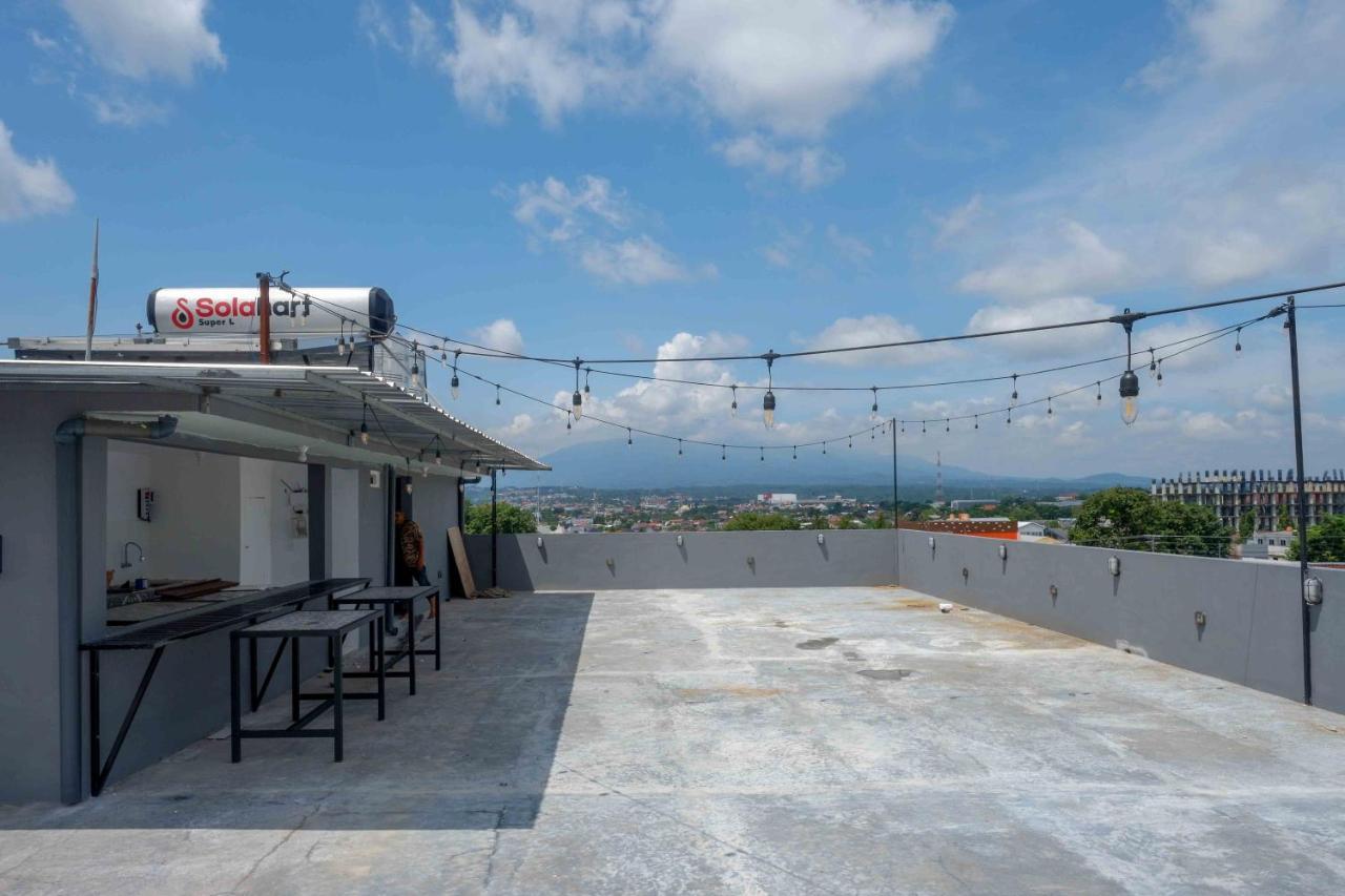 Reddoorz Plus Near Patung Kuda Undip Jatingaleh Eksteriør billede