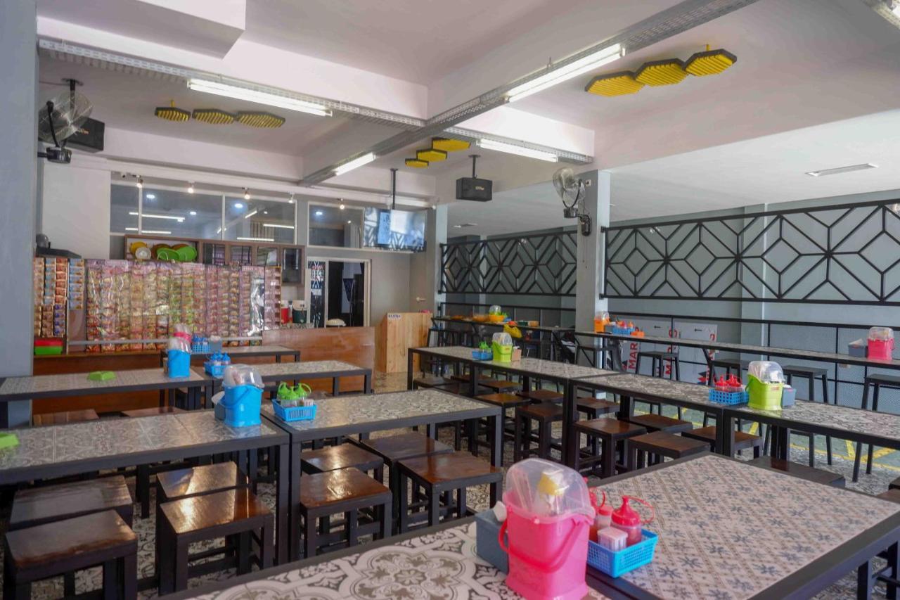 Reddoorz Plus Near Patung Kuda Undip Jatingaleh Eksteriør billede