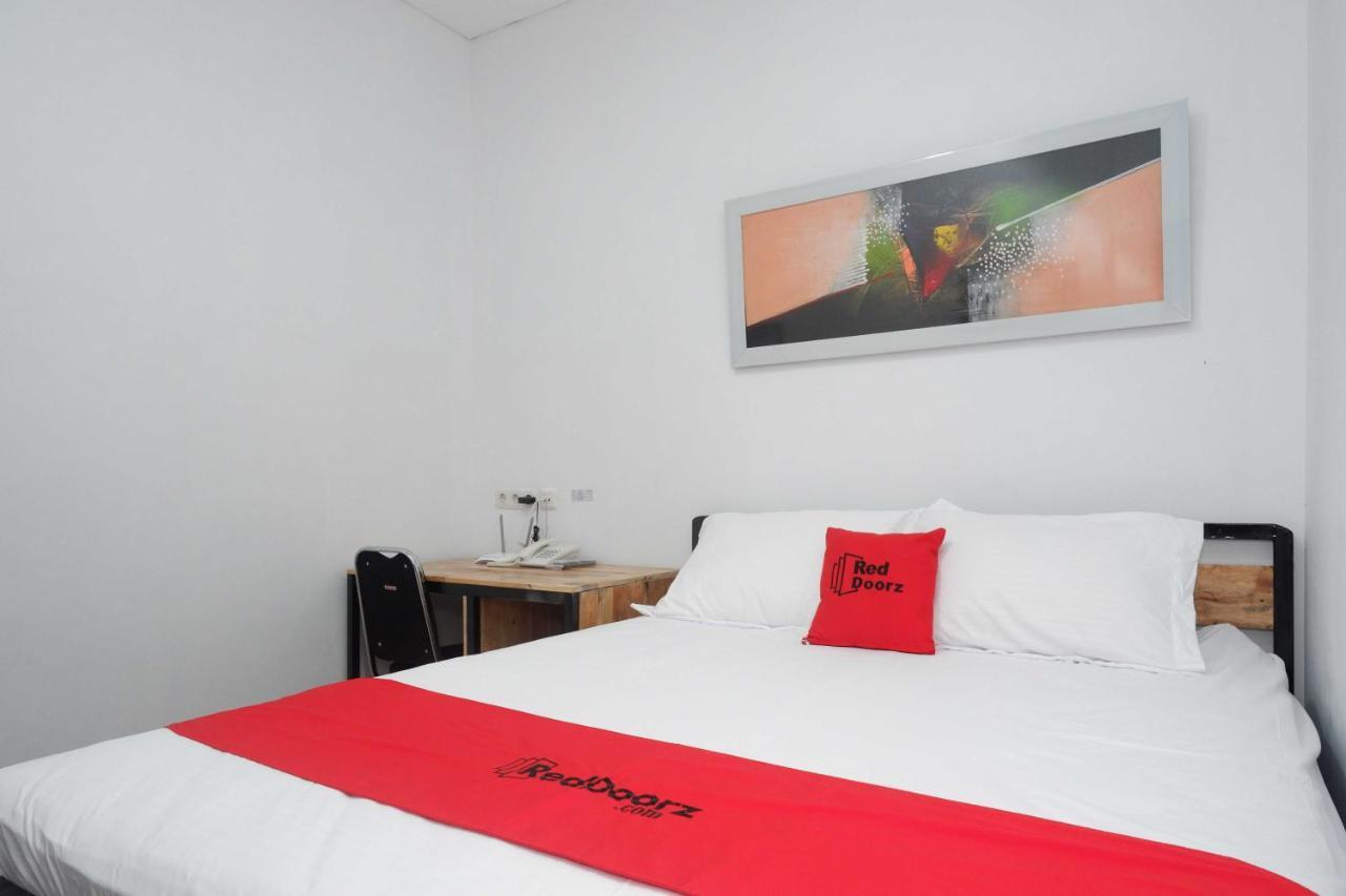 Reddoorz Plus Near Patung Kuda Undip Jatingaleh Eksteriør billede