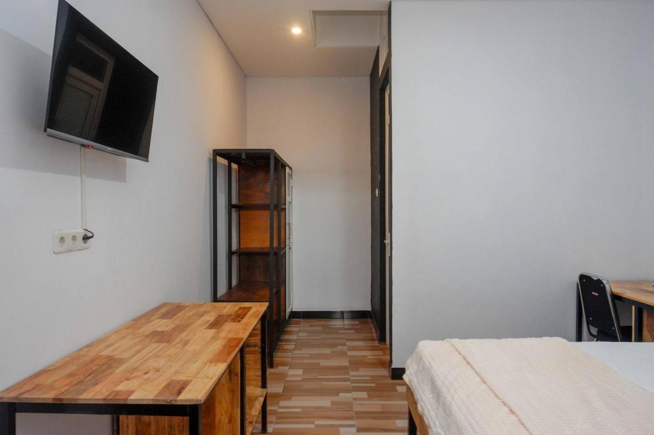 Reddoorz Plus Near Patung Kuda Undip Jatingaleh Eksteriør billede